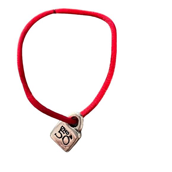 Uno De 50 UnoDe50 Silver Charm on Red Cord - Picture 1 of 5